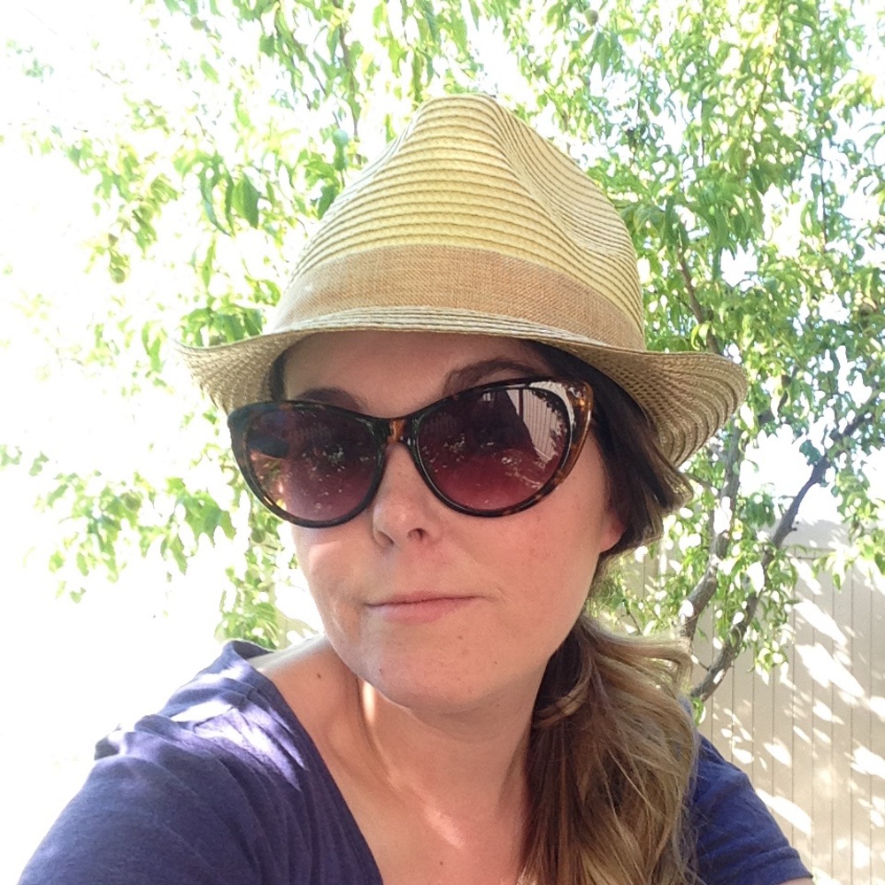 Meet your Posher, Amanda
